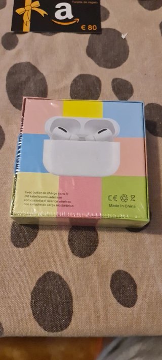 Auriculares con estuche de carga inalámbrica
