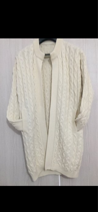 Chaqueta de punto larga beige