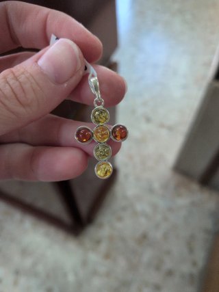Colgante Cruz de Plata 925 y Ámbar tricolor