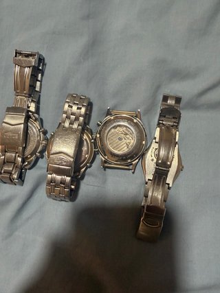 Lote de 4 relojes Lotus escucho precio