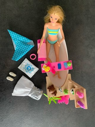 Muñeca Barbie con Bañera y Accesorios