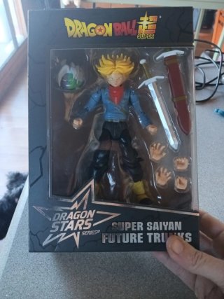 Figura Dragon Stars Super Saiyan Future Trunks.