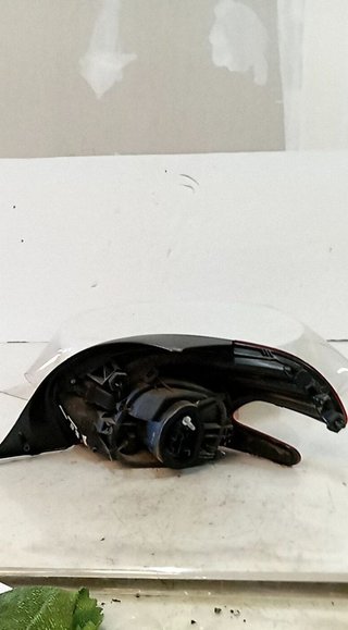 Piloto trasero peugeot 9810343080 208 gt line 7842