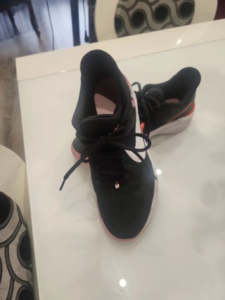 Zapatillas de deporte Nike negras y rosas