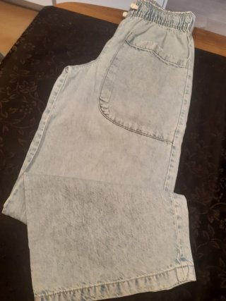 Pantalón Vaquero Ancho y Recto