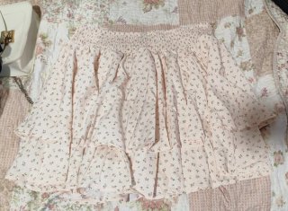 Falda corta con estampado floral