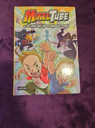 MikelTube y la isla del apocalipsis final