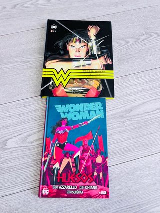 Lote de 2 libros Wonder Woman – DC Comics / ECC Ed