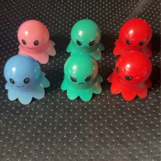 Lote 6 Bálsamos Labiales Pulpo Leticia Well