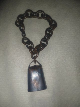 Mini Cencerro con Cadena Vintage.
