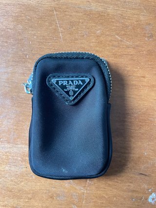 Monedero Prada Negro