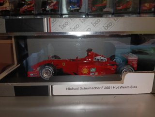 Ferrari F2001 Michael Schumacher 1:18