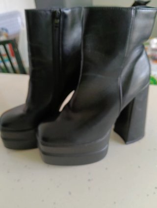 Botas Negras con Plataforma