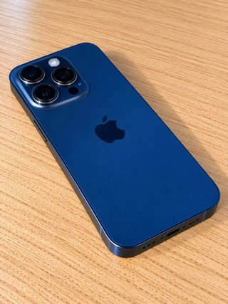 iPhone 15 Pro Blu