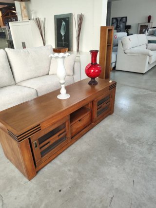 Mueble de TV de madera