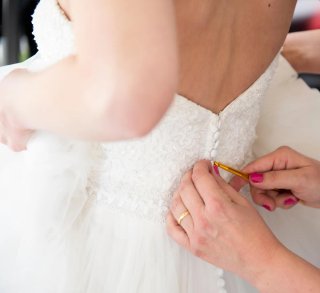 Vestido de novia con detalles bordados