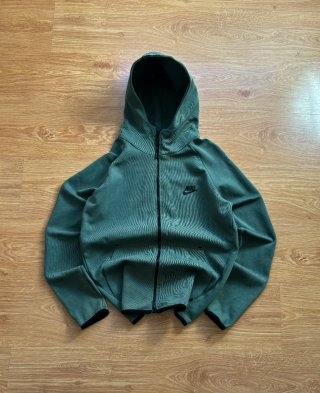Vintage Style Nike Tech Fleece Khaki Olive