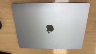 MacBook Air 15 (M5, 16GB RAM, 512GB)