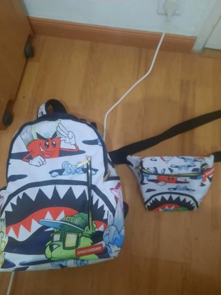 Set Mochila y Riñonera Sprayground