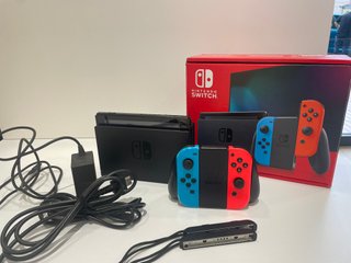 Nintendo Switch 32GB Azul/Rojo