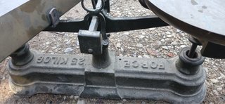 Balanza Antigua de Hierro 25kg