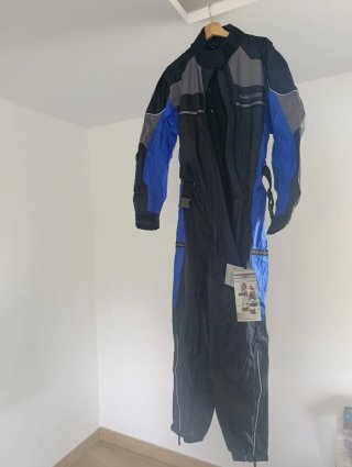 Mono Traje de Lluvia Held