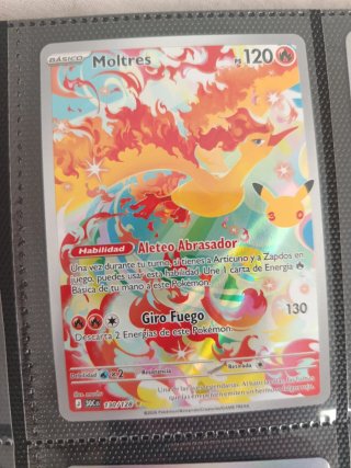 Carta Pokémon Moltres 30 Aniversario