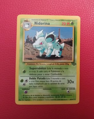 Carta Pokémon Nidorina jungla