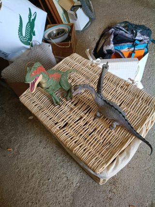 Lote de 2 Figuras de Dinosaurios