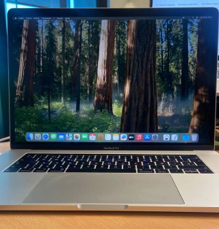 MacBook Pro 15 Argento