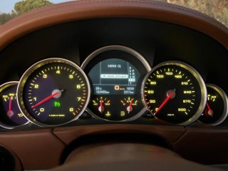 Porsche Cayenne 2004