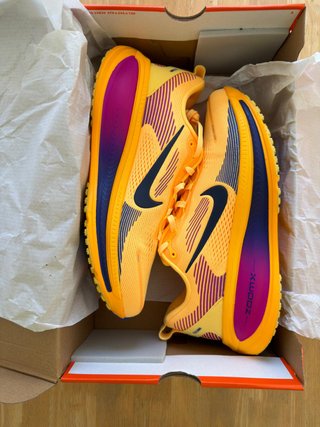 Zapatillas Nike Vomero 18 Citron Pulse