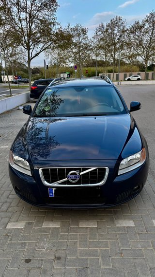 Volvo V70 2010