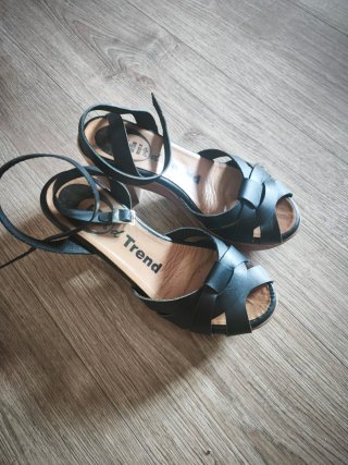 Sandalias Negras Trend