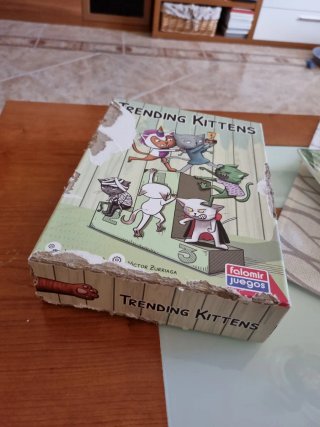 Juego de cartas Trending Kittens