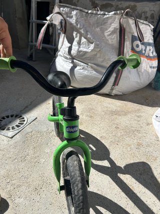 Bicicleta sin pedales Chicco verde