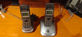 2 Teléfonos Inalámbricos Panasonic