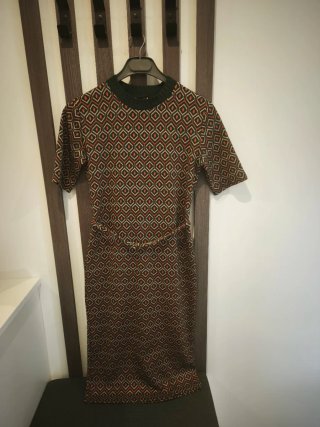 Vestido de punto estampado geométrico Zara