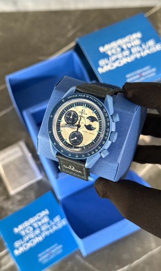 Reloj OMG Mission to the Super Blue