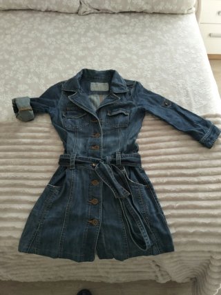 Vestido vaquero con cinturón