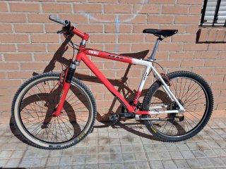 Bicicleta MTB BH 26 pulgadas