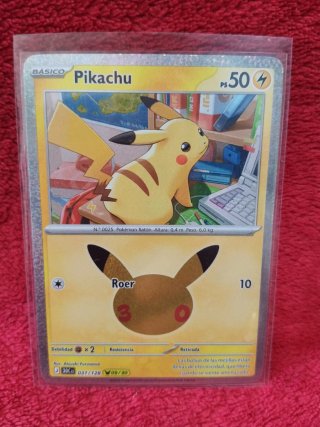 Carta Pokémon Pikachu 30 Aniversario