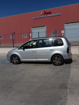 BW Touran TDI AUTOMÁTICO ITV 09/27 ESCUCHO OFERTAS