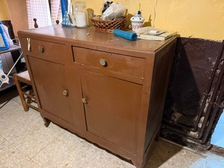 Mueble de Madera Marrón