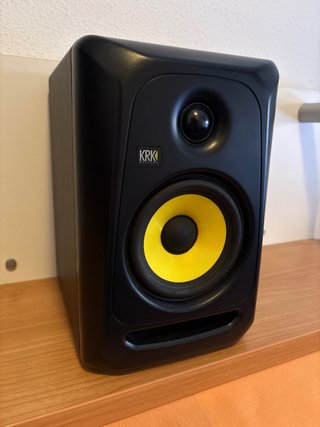 Monitor de estudio KRK 5 Classic