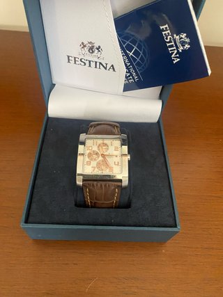 Reloj Festina con Correa de Piel
