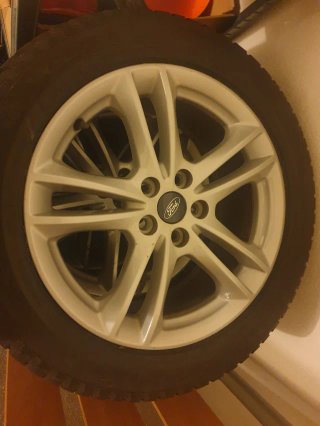 Llantas Ford R17