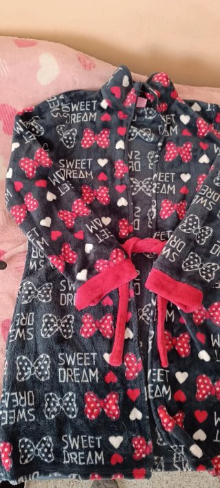 Bata de estar en casa. Estilo Minnie