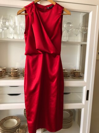 Vestido Rojo Satinado Zara