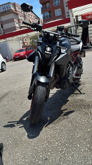 Suzuki GSX-8S